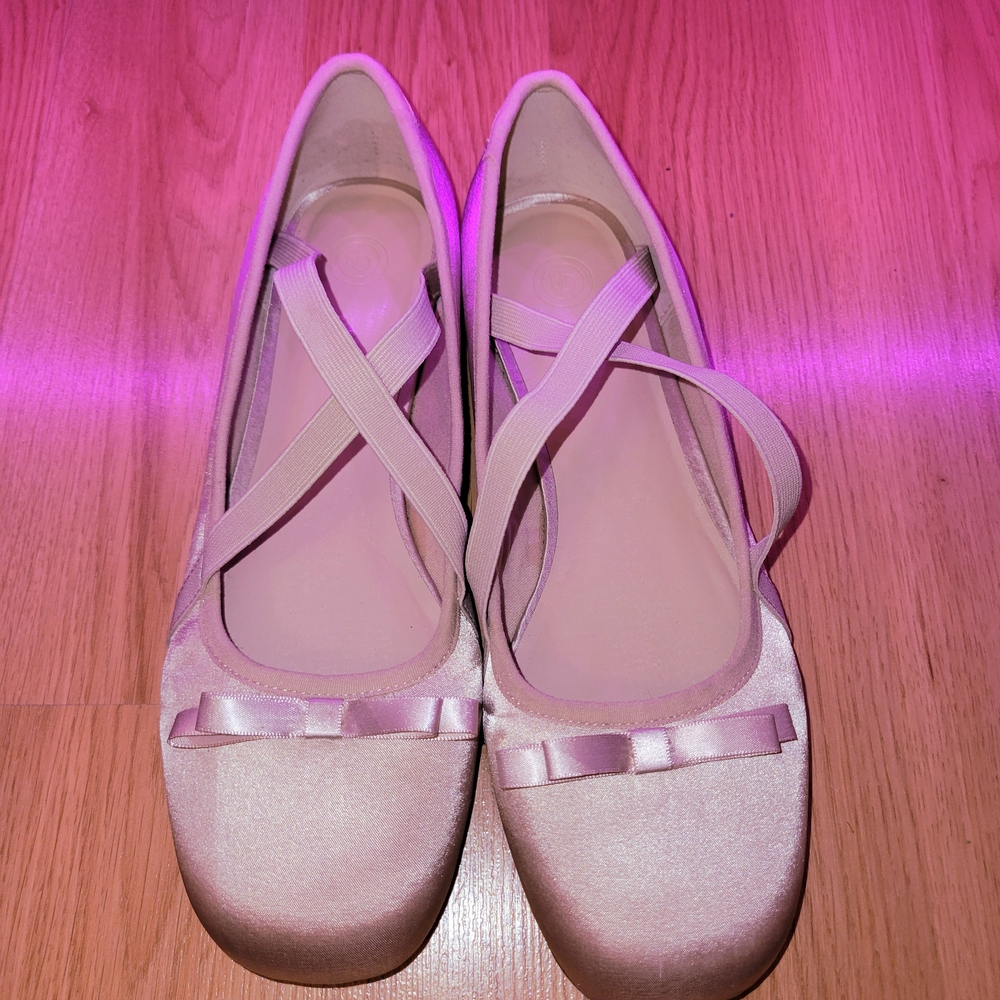 baby pink ballerina flats 🩷🎀